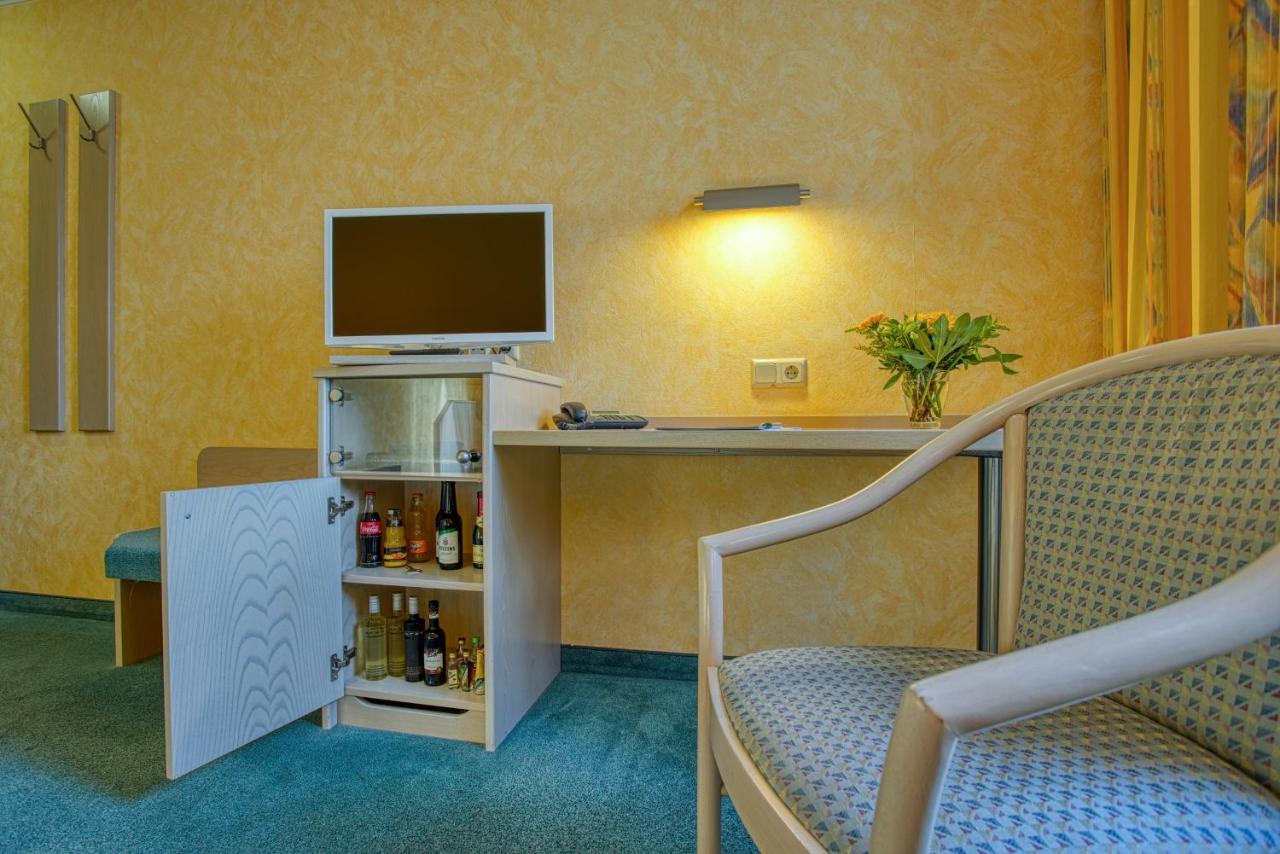 Hotel Kischers Landhaus Hannover Exterior photo